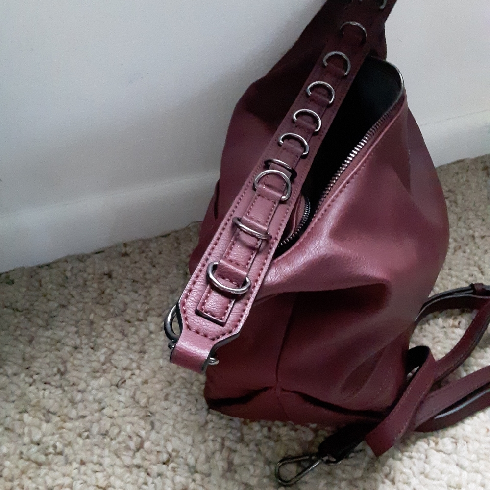 Handbag - Picture 2 of 2